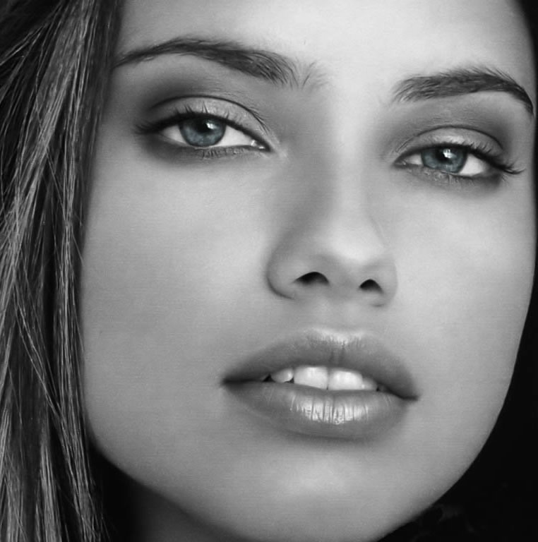 Adriana Lima in Black and White